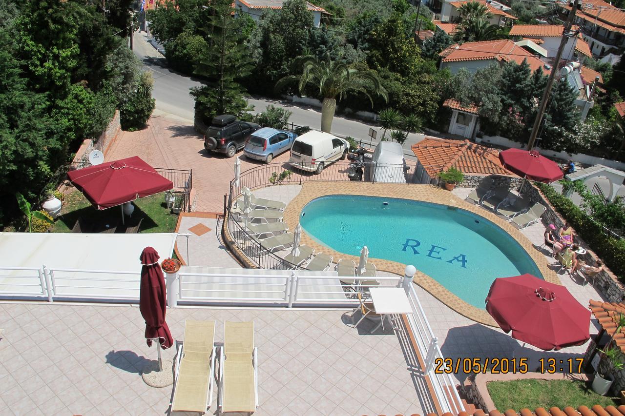 شاطئ ميغالي أموس Hotel Rea المظهر الخارجي الصورة