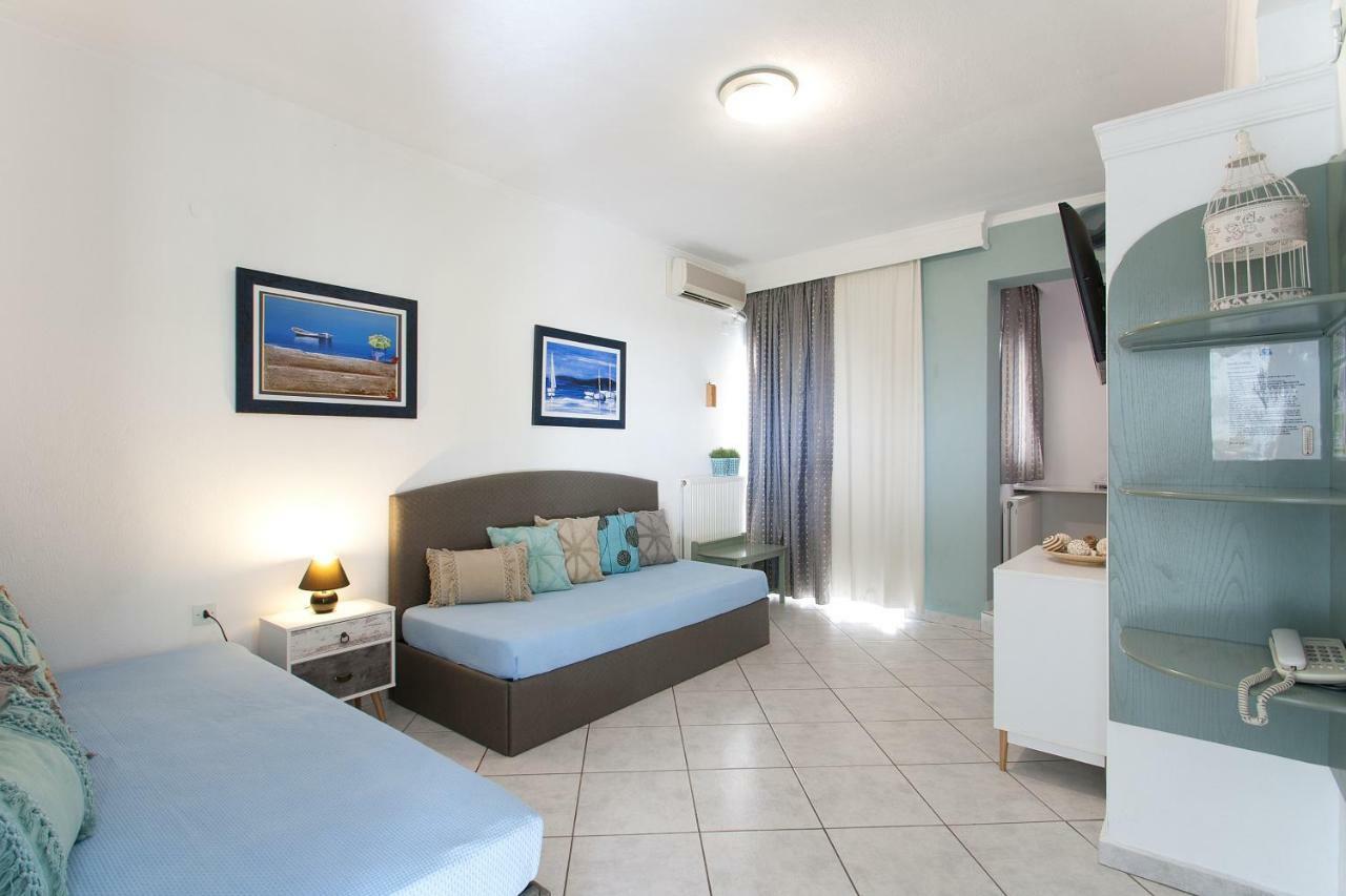 شاطئ ميغالي أموس Hotel Rea المظهر الخارجي الصورة