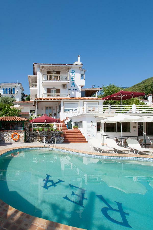 شاطئ ميغالي أموس Hotel Rea المظهر الخارجي الصورة